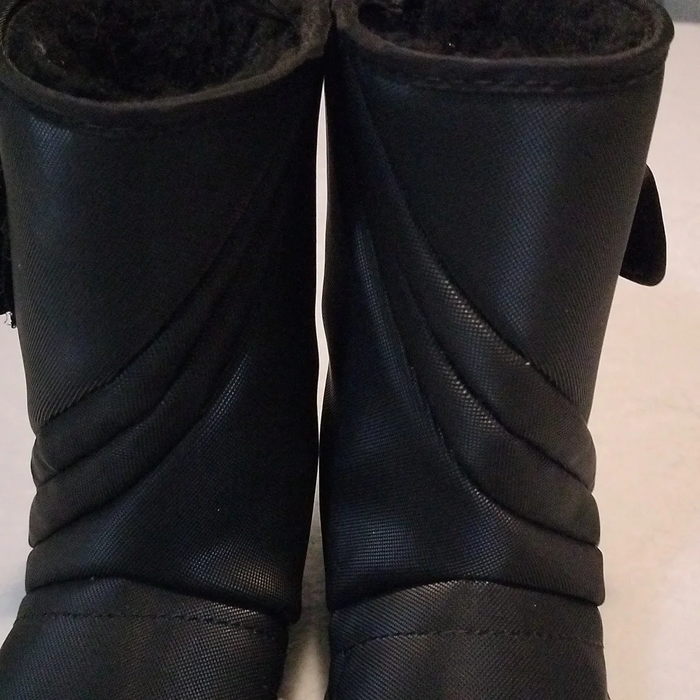 Rugged Exposure girls boots size 12